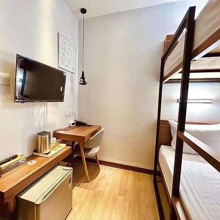 Oxy Suites G-03 At Shop House Meisterstadt Pollux Habibie Batam エクステリア 写真